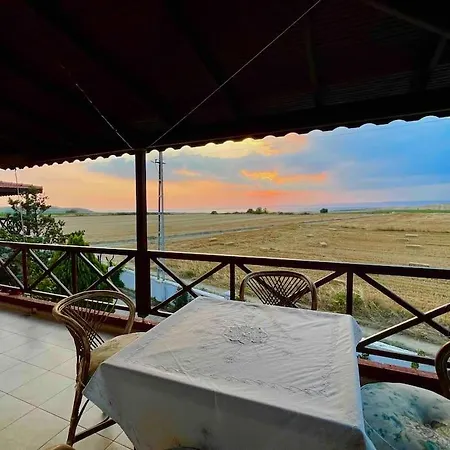 Sunset In Villa *